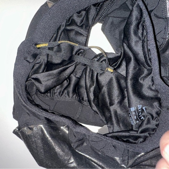 NWT Nike women’s drifit flex black and silver lined drawstring running shorts XS - Picture 10 of 12